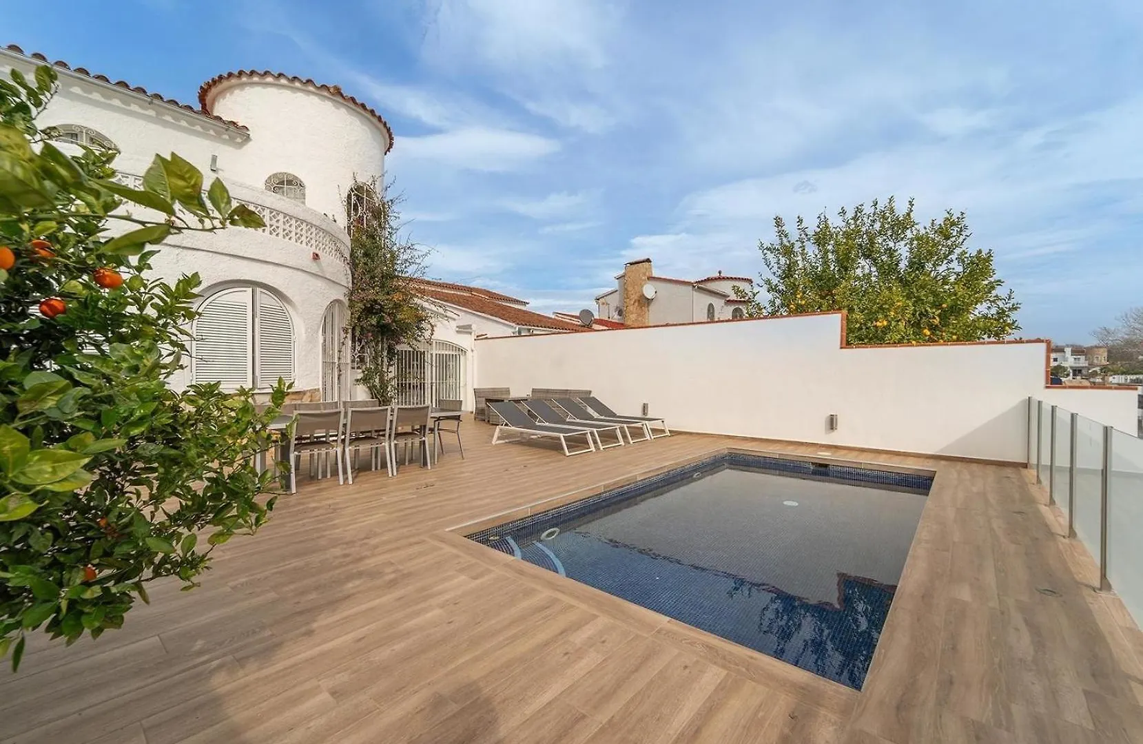 Ferienhaus Mit Privatpool Fuer 8 Personen Ca 117 Qm In Empuriabrava, Costa Brava Golf De Roses 西班牙