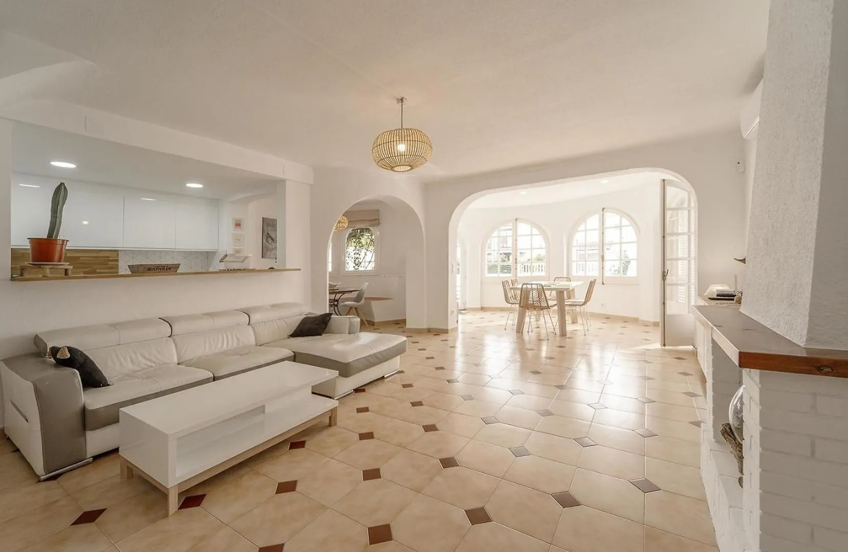 Ferienhaus Mit Privatpool Fuer 8 Personen Ca 117 Qm In Empuriabrava, Costa Brava Golf De Roses Spain