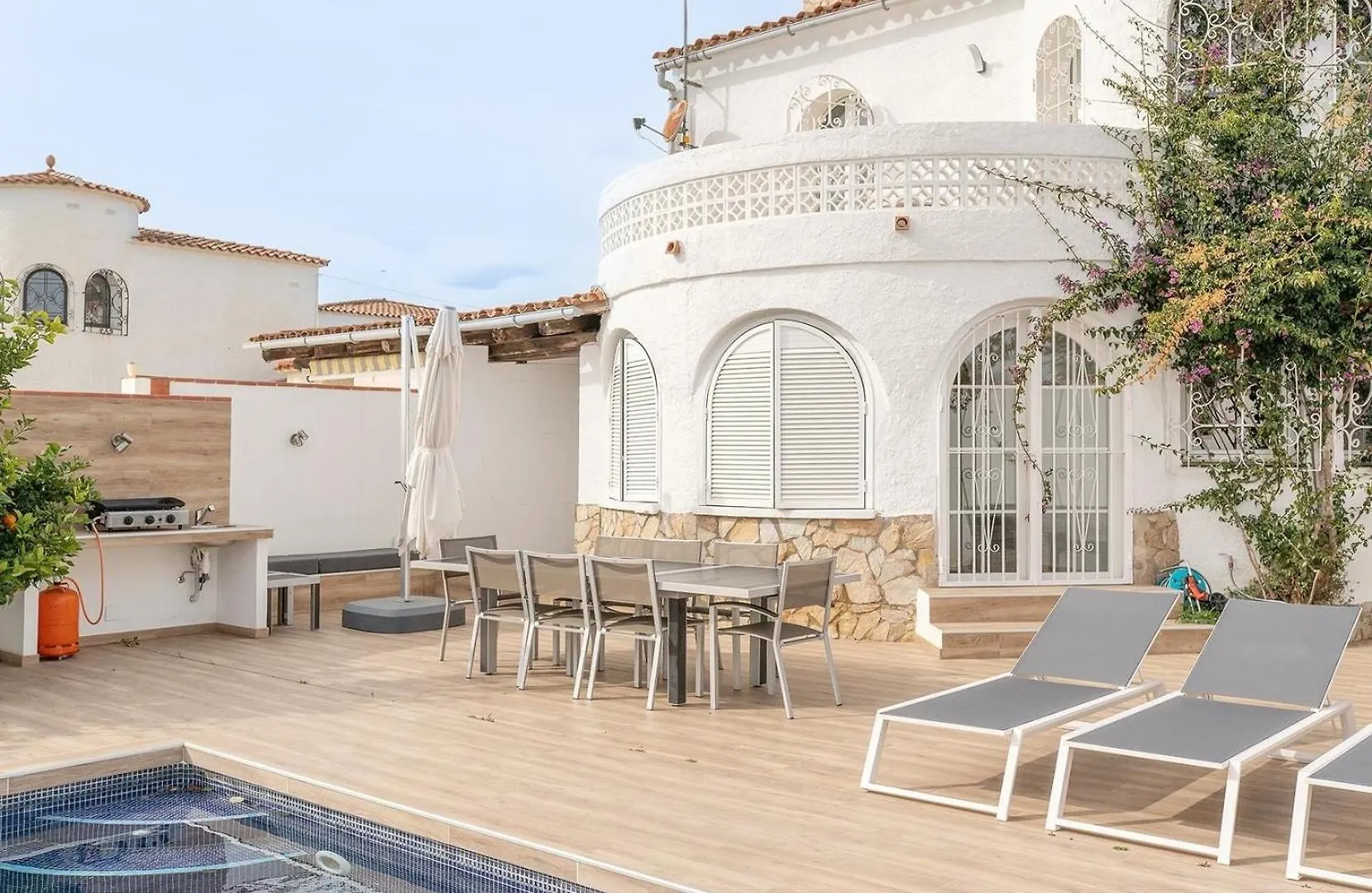 Prázdninový dům Ferienhaus Mit Privatpool Fuer 8 Personen Ca 117 Qm In Empuriabrava, Costa Brava Golf De Roses